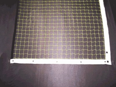Сетка для большого тенниса PROFI, полипропилен, диаметр шнура 3,2 мм, ячейка 40*40 мм, размер сетки 1,07 м * 12,8 м , обшита стропой с 4-х сторон. Н.Н. SP