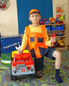 Автомеханик игровой комплект (накидка и шапочка)
