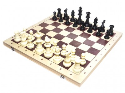 Шахматы гроссмейстерские 42*42см с пластиковыми фигурами